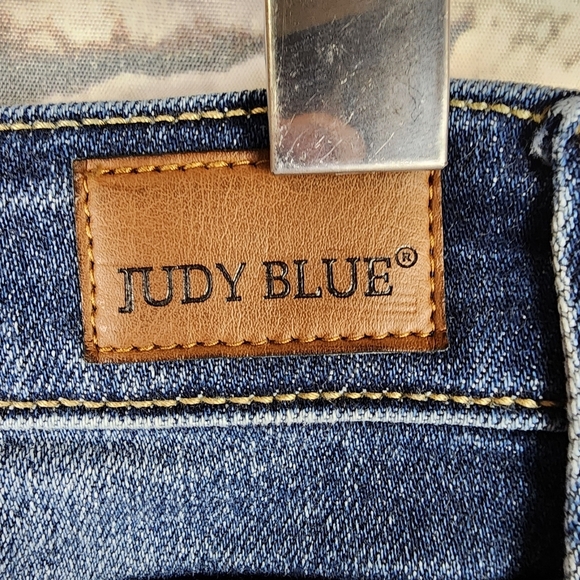 Judy Blue Jeans Boyfriend Fit Distressed Factory Fade Medium Blue Size 5/27 - Picture 13 of 15
